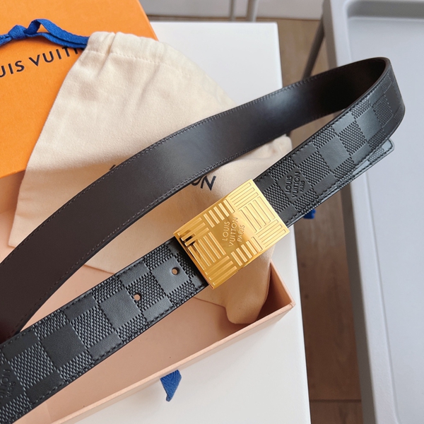 ルイヴィトンベルト側面デザイン